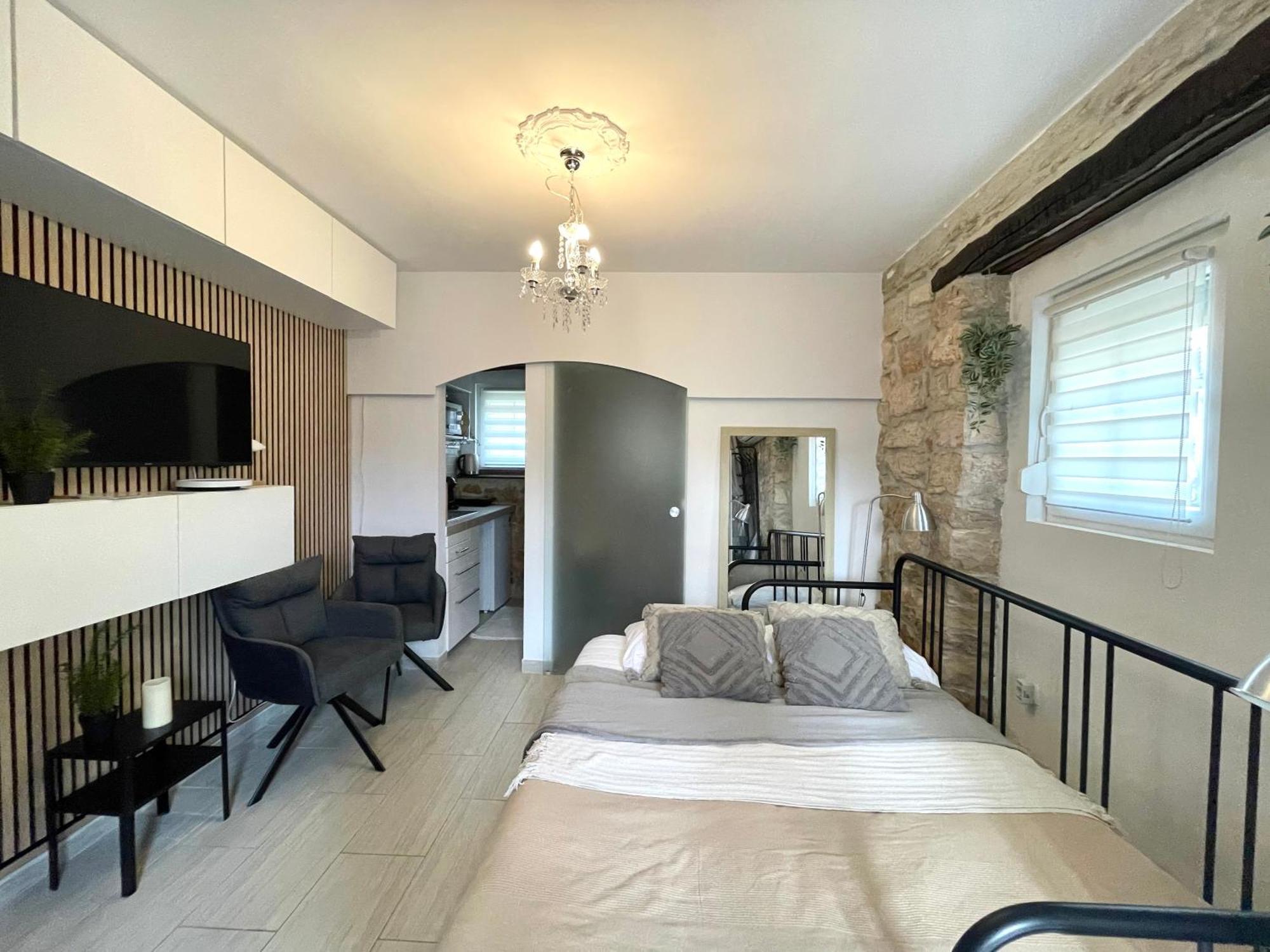 Villa Amore Radini Istrian Romantic Studio With Private Parking And Terrace بروتونيغلا المظهر الخارجي الصورة